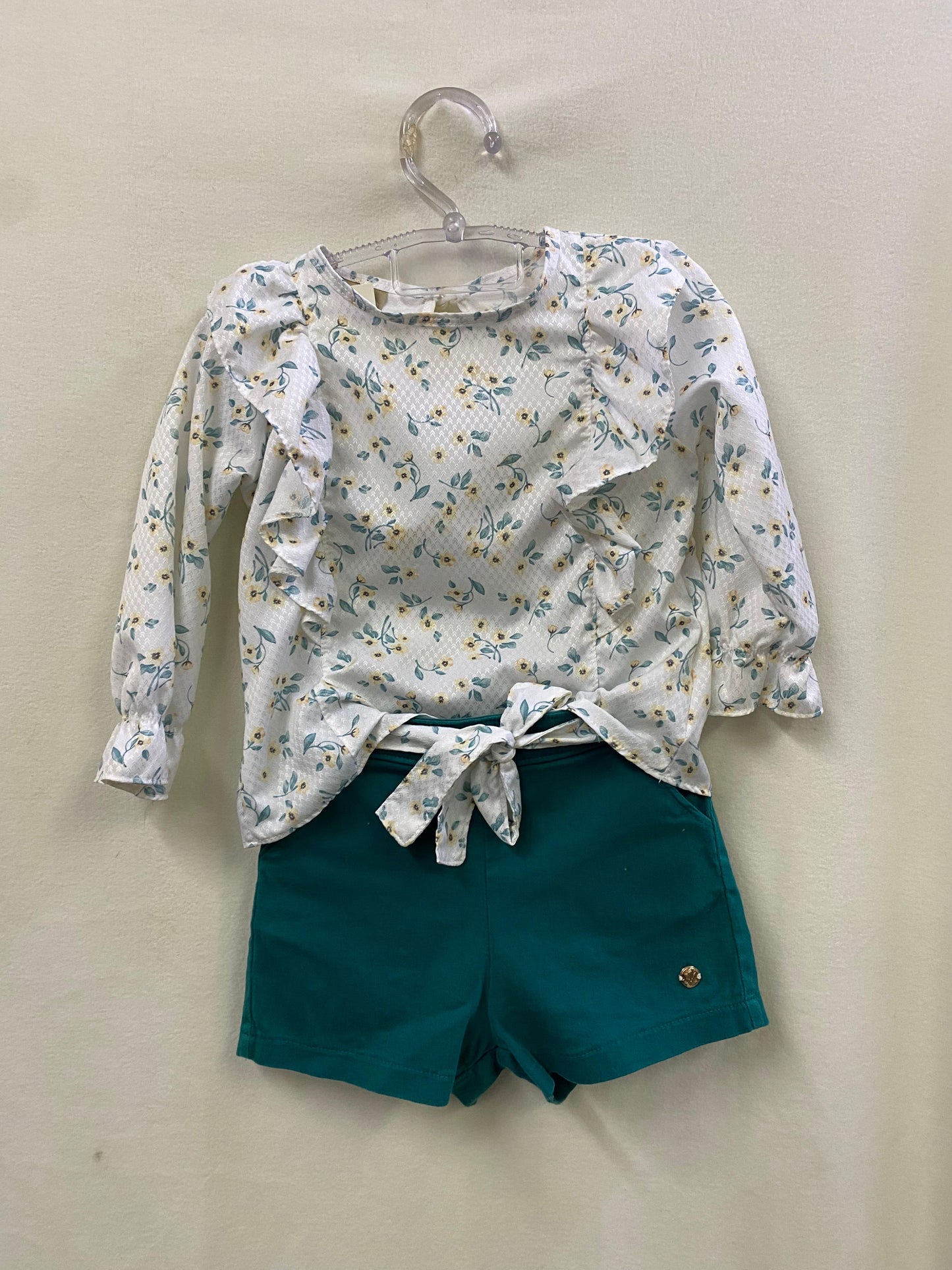 Conjunto Verde com Flores